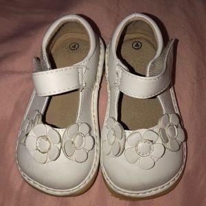 White Squeaker shoes! Size 4!